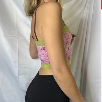 Ir 2021. Vasaras Sexy Pink bez Piedurknēm Cami Top Sievietes Backless Y2K 90s Crop Topi, t-veida, Dāmas Zaļo Mežģīņu Modes Spageti Siksnas Augšu