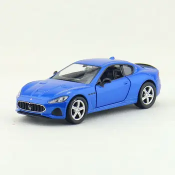 1:36 Mēroga Maserati GranTurismo GT Rotaļu Auto RMZ Pilsētas Lējumiem Modelis Pull Atpakaļ, Durvis Openable Izglītības Kolekcija Dāvana Bērnam