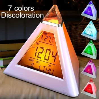 Trīsstūra LED Digitālais Modinātājs 7 Krāsu Kalendāra Temperatūras Reizi Nedēļā Displejs, Galda, Galda Modinātājpulksteņi Mājas Telpu Dekorēšana