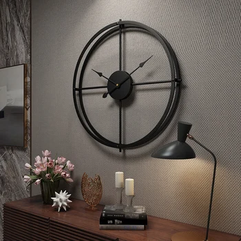 Ziemeļu sienas pulkstenis dzīvojamā istabā apdare minimālisma mājās klusums sienas karājas tabula atmosfēru radošas mūsdienu luksusa izslēgt pulkstenis