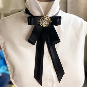 Korejas Britu Lentes Kristāla Bowtie Broša Sievietēm un Vīriešiem Auduma tauriņu Žetons Krekls Atloks Pin Modes Apģērbu Aksesuāri