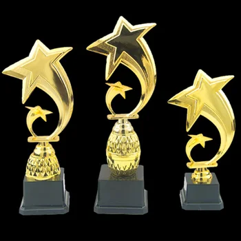 Pasūtījuma Čempions Sport Trophy Kausa Kopija Ar Zelta Pārklājumu Flying Star Balvu Piešķiršanu Bērniem, Sporta Sacensību Uzvarētāju Kuģiem, Suvenīri